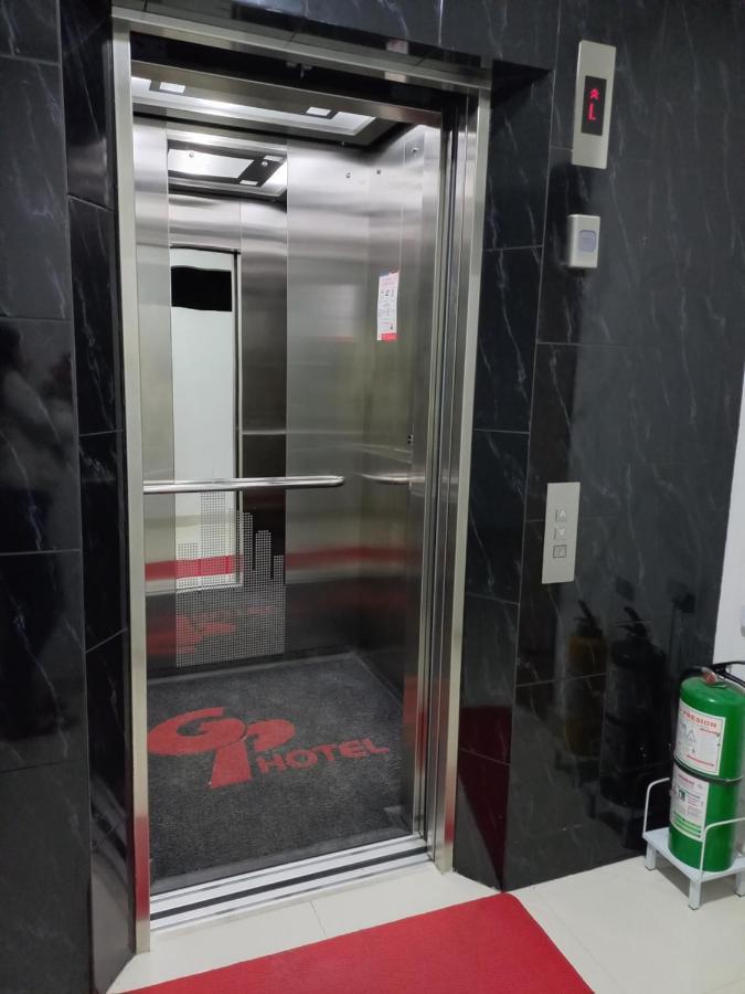 מניזאלס Hotel Granada Plaza מראה חיצוני תמונה