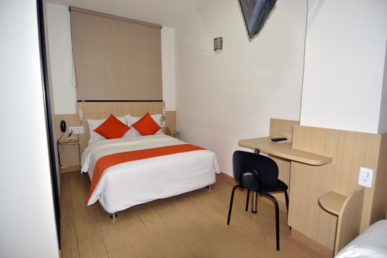 מניזאלס Hotel Granada Plaza מראה חיצוני תמונה