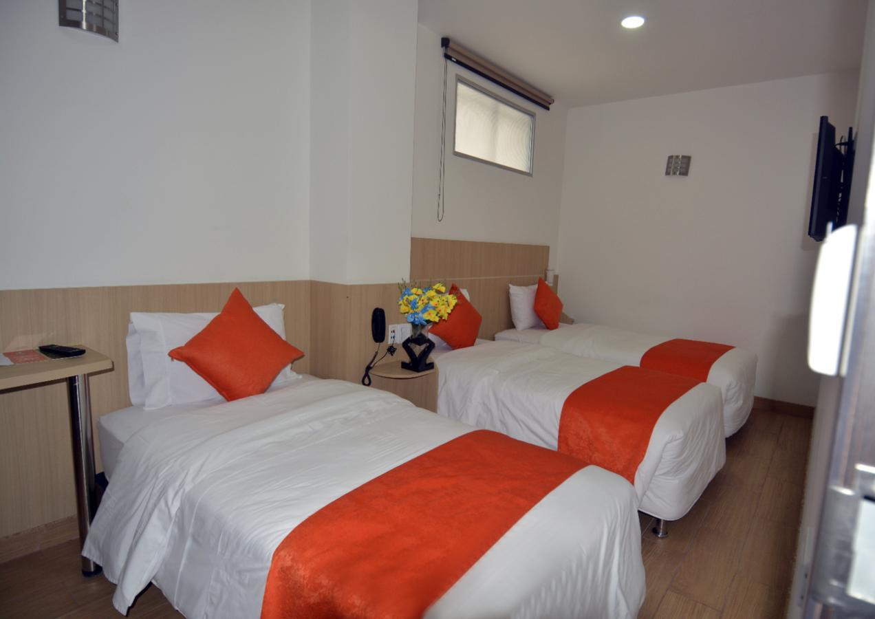 מניזאלס Hotel Granada Plaza מראה חיצוני תמונה
